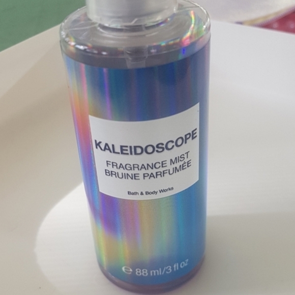 π§πΌββοΈ Mermaid Makeup Gift Set ππ - Picture 6 of 12